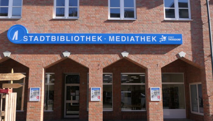 0227 - bibliothek-innenstadt-aussen-3