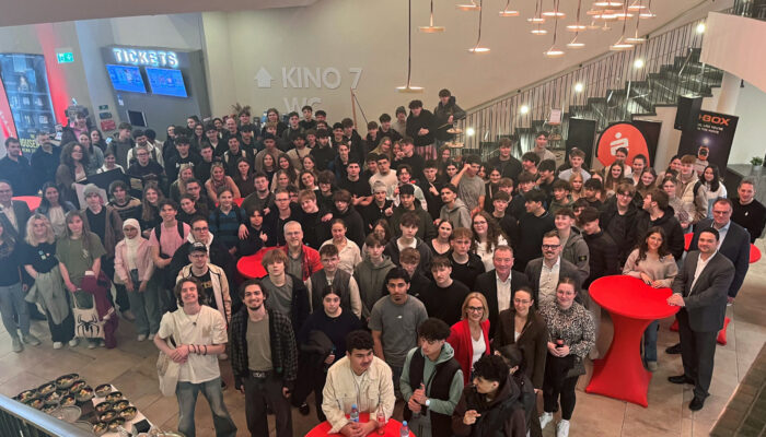 0303 - kick-off-gruenderpreis-schuelerinnen-ksk-koeln-03-03-26